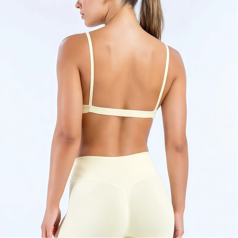 HISTELLO Impact Scoop Neck Bra - Yoga Fitness Training review and price